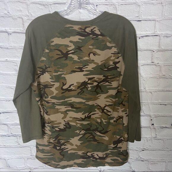 Express Men’s Quarter Sleeve Camouflage Shirt - Picture 2 of 3